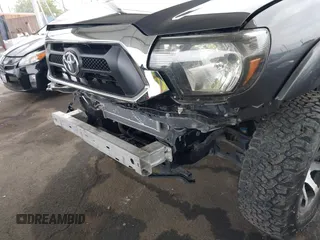 2015 Toyota Tacoma with VIN 3TMLU4EN8FM167337, listed as a IAAI auction lot 42117662 with 60,929 mi miles. Bid and sale history available at carsss.com. Image 6.