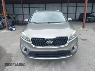 2017 Kia Sorento EX with VIN 5XYPH4A12HG273646, listed as a IAAI auction lot 42443730 with 121,647 mi miles and . Bid and sale history available at DreamBid. Image 12.