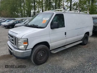 2013 Ford Econoline Cargo Commercial z VIN 1FTNE2EW4DDB22567, wystawiony jako Copart lot #54780235 z przebiegiem 104 060 mil mil oraz Tytuł czysty. Historia ofert i sprzedaży dostępna na DreamBid. Obrazek 1.