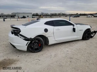 2022 Chevrolet Camaro 2SS with VIN 1G1FH1R70N0135181, listed as a Copart auction lot 88939435 with 24,089 mi miles and Clean Title. Bid and sale history available at carsss.com. Image 3.