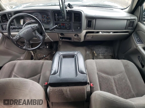 2005 Chevrolet Avalanche Z71 with VIN 3GNEK12Z75G258687, listed as a Copart auction lot 69597804 with 214,804 mi miles and Salvage Title. Bid and sale history available at carsss.com. Image 8.