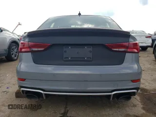 2019 Audi RS 3 z VIN WUABWGFFXKA903963, wystawiony jako Copart lot #59592684 z przebiegiem Nie podano mil oraz Czysty tytuł • Clean title. Historia ofert i sprzedaży dostępna na DreamBid. Obrazek 6.