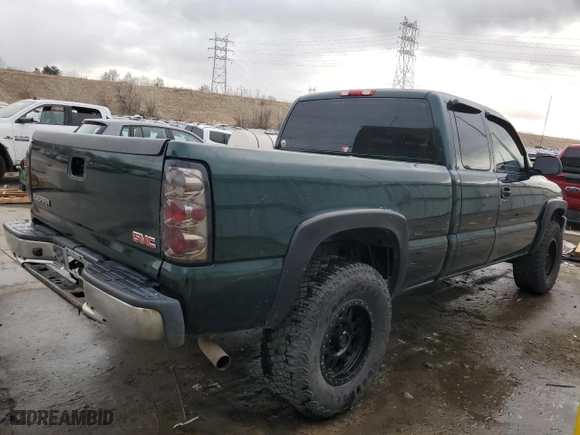 2006 GMC Sierra 1500 with VIN 2GTEK19V261113546, listed as a Copart auction lot 41449005 with 202,323 mi miles and Clean Title. Bid and sale history available at carsss.com. Image 3.