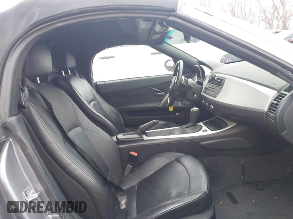 2007 BMW Z4 3.0si with VIN 4USBU535X7LX02797, listed as a IAAI auction lot 41520942 with 115,022 mi miles and . Bid and sale history available at DreamBid. Image 8.