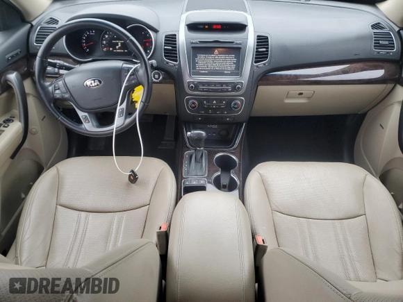 2014 Kia Sorento EX with VIN 5XYKUDA72EG474730, listed as a Copart auction lot 43900425 with 184,837 mi miles and Salvage Title. Bid and sale history available at carsss.com. Image 8.