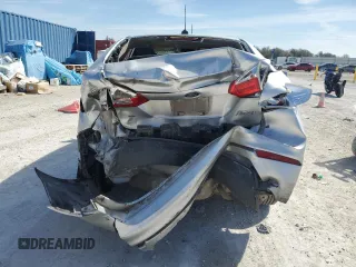 2015 Ford Fiesta SE z VIN 3FADP4BJ4FM219596, wystawiony jako Copart lot #44907085 z przebiegiem 104 629 mil mil oraz Szkoda całkowita • Salvage title. Historia ofert i sprzedaży dostępna na DreamBid. Obrazek 6.