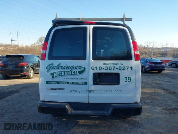 2018 Chevrolet Express Cargo Van with VIN 1GCWGAFG4J1338478, listed as a IAAI auction lot 41588218 with 88,990 mi miles. Bid and sale history available at carsss.com. Image 17.