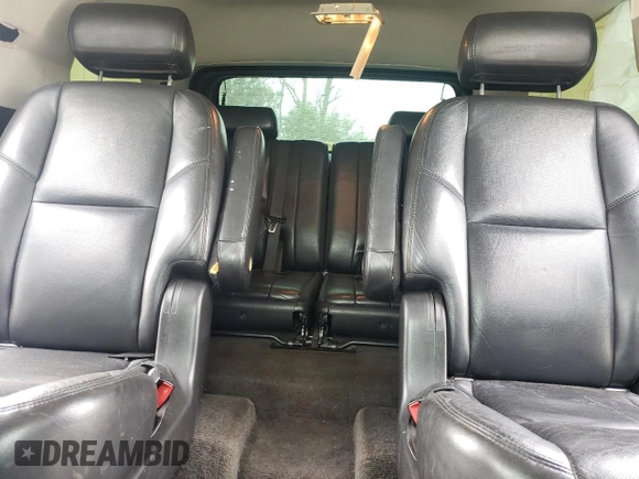 2007 Cadillac Escalade z VIN 1GYEC63847R378548, wystawiony jako Copart lot #54420675 z przebiegiem 189 093 mil mil oraz Szkoda całkowita • Salvage title. Historia ofert i sprzedaży dostępna na DreamBid. Obrazek 10.