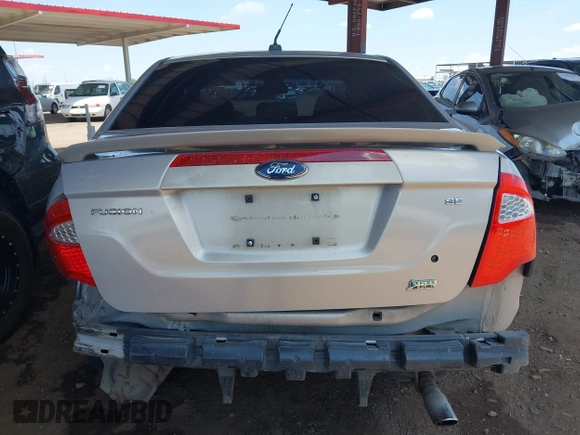 2010 Ford Fusion SE с VIN 3FAHP0HG1AR117710, выставлен на аукционе IAAI как лот 42666903 с пробегом 152 859 миль миль и . История ставок и продаж доступна на DreamBid. Изображение 16.