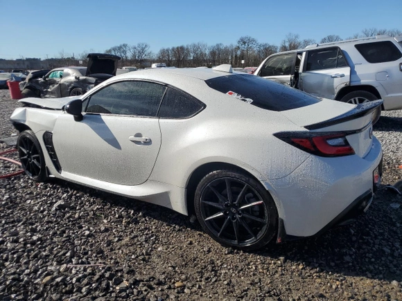2024 Toyota GR86 Premium with VIN JF1ZNBE13R9757138, listed as a Copart auction lot 47179215 with 15,685 mi miles and Non Repairable. Bid and sale history available at carsss.com. Image 2.
