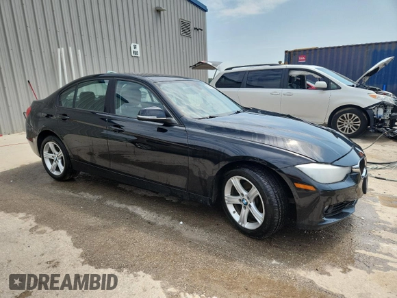 2015 BMW 3 Series 320i xDrive with VIN WBA3C3G51FNS76056, listed as a Copart auction lot 63595335 with 135,190 mi miles and Clean title. Bid and sale history available at DreamBid. Image 4.