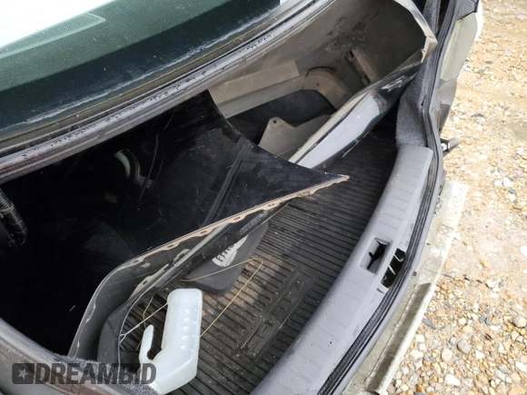 2014 Nissan Sentra SR z VIN 3N1AB7AP7EY302467, wystawiony jako Copart lot #56423835 z przebiegiem 118 520 mil mil oraz Szkoda całkowita • Salvage title. Historia ofert i sprzedaży dostępna na DreamBid. Obrazek 12.