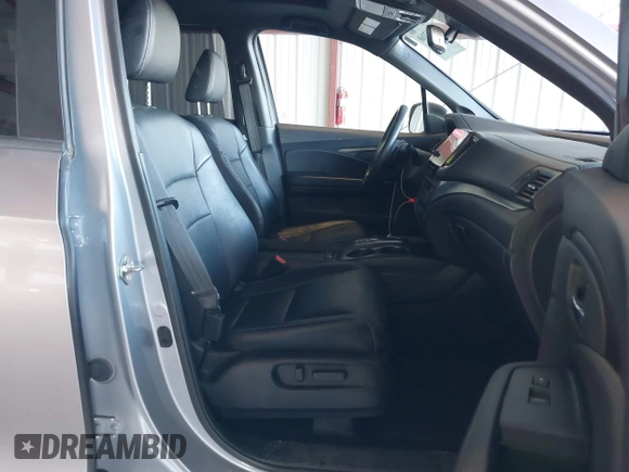 2019 Honda Passport EX-L with VIN 5FNYF7H58KB001928, listed as a IAAI auction lot 41862168 with 102,743 mi miles and . Bid and sale history available at carsss.com. Image 5.