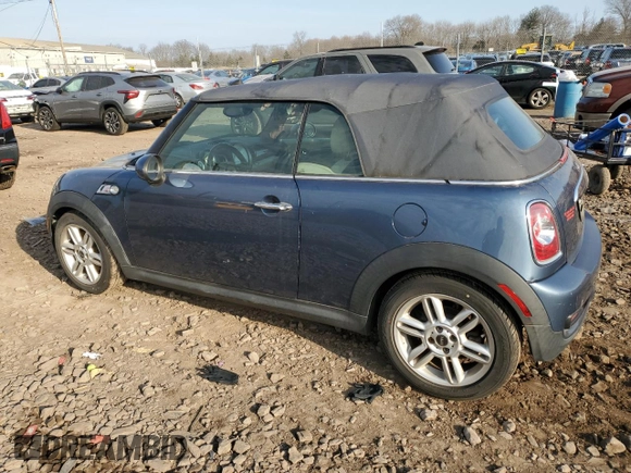2011 MINI Convertible S with VIN WMWZP3C57BTX83599, listed as a Copart auction lot 47701505 with Not Provided miles and Clean Title. Bid and sale history available at DreamBid. Image 2.