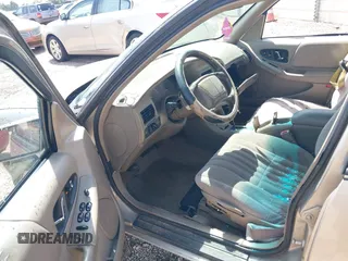1996 Buick Regal Custom with VIN 2G4WB52K5T1499334, listed as a IAAI auction lot 42453667 with 195,340 mi miles and . Bid and sale history available at DreamBid. Image 5.