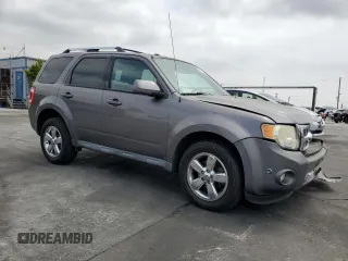 2010 Ford Escape Limited с VIN 1FMCU0EG8AKD06419, выставлен на аукционе Copart как лот 62357115 с пробегом 138 687 миль миль и Списание • Salvage title. История ставок и продаж доступна на DreamBid. Изображение 4.