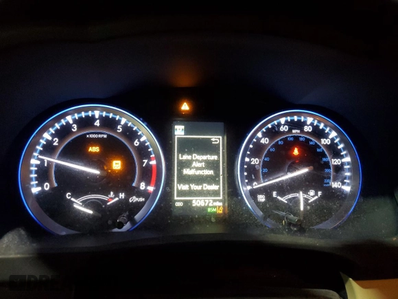 2019 Toyota Highlander SE z VIN 5TDJZRFH8KS918297, wystawiony jako Copart lot #53847475 z przebiegiem 50 672 mil mil oraz Szkoda całkowita • Salvage title. Historia ofert i sprzedaży dostępna na DreamBid. Obrazek 9.