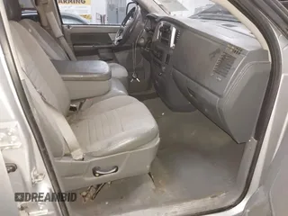 2008 Dodge 1500 SLT with VIN 1D7HU18268S613748, listed as a IAAI auction lot 41742005 with 206,103 mi miles. Bid and sale history available at carsss.com. Image 5.