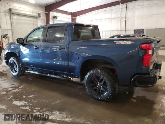 2022 Chevrolet Silverado 1500 Custom Trail Boss with VIN 3GCPDCEK6NG532726, listed as a Copart auction lot 43527885 with 21,634 mi miles and Salvage Title. Bid and sale history available at carsss.com. Image 2.