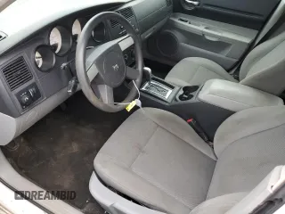 2006 Dodge Magnum z VIN 2D4FV47T86H417070, wystawiony jako Copart lot #49451354 z przebiegiem 197 929 mil mil oraz Szkoda całkowita • Salvage title. Historia ofert i sprzedaży dostępna na DreamBid. Obrazek 7.