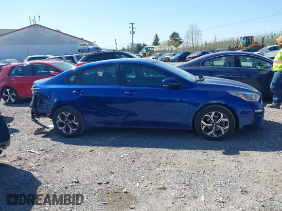 2020 Kia Forte LXS with VIN 3KPF24AD6LE184269, listed as a IAAI auction lot 42062369 with 57,525 mi miles and . Bid and sale history available at carsss.com. Image 13.