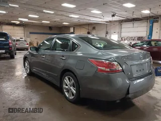 2015 Nissan Altima SL z VIN 1N4AL3AP2FC409445, wystawiony jako IAAI lot #42335870 z przebiegiem 101 346 mil mil oraz . Historia ofert i sprzedaży dostępna na DreamBid. Obrazek 3.