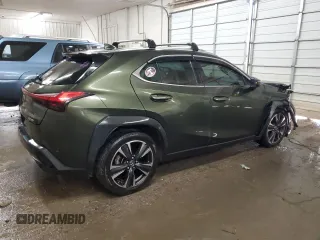 2019 Lexus UX 200 with VIN JTHY3JBH2K2019447, listed as a Copart auction lot 60448565 with 122,586 mi miles and Salvage title. Bid and sale history available at DreamBid. Image 3.