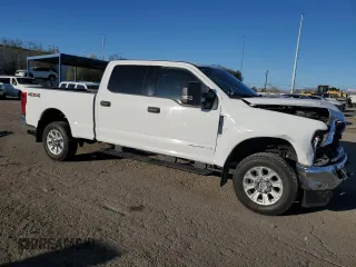 2021 Ford F-350 XL z VIN 1FT8W3BT7MED03604, wystawiony jako Copart lot #46823025 z przebiegiem 116 736 mil mil oraz Szkoda całkowita • Salvage title. Historia ofert i sprzedaży dostępna na DreamBid. Obrazek 4.