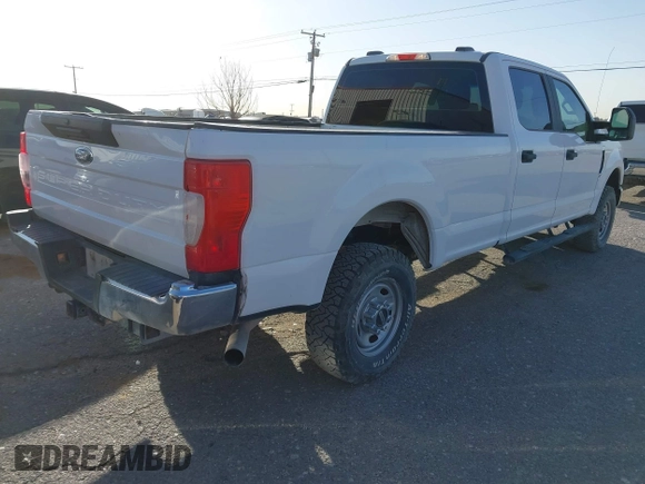 2021 Ford Super Duty F-250 SRW XL with VIN 1FT7W2B67MEC26961, listed as a IAAI auction lot 41855844 with 199,928 mi miles. Bid and sale history available at carsss.com. Image 4.