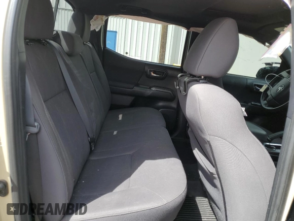 2017 Toyota Tacoma SR5 z VIN 3TMCZ5AN4HM082849, wystawiony jako Copart lot #54246425 z przebiegiem 49 163 mil mil oraz Szkoda całkowita • Salvage title. Historia ofert i sprzedaży dostępna na DreamBid. Obrazek 10.