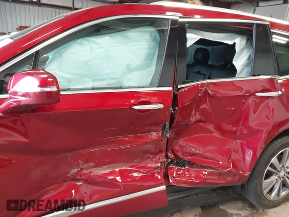 2020 Cadillac XT6 AWD Premium Luxury with VIN 1GYKPDRS0LZ215534, listed as a IAAI auction lot 42299906 with 23,004 mi miles and . Bid and sale history available at DreamBid. Image 6.