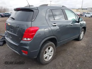 2018 Chevrolet Trax LT with VIN KL7CJPSB0JB664030, listed as a IAAI auction lot 41869632 with 68,710 mi miles. Bid and sale history available at carsss.com. Image 4.