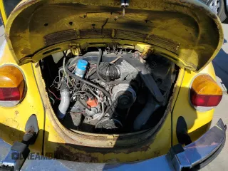 1979 Volkswagen Beetle with VIN 1582009602, listed as a Copart auction lot 42561745 with 25,764 mi miles and Salvage Title. Bid and sale history available at DreamBid. Image 11.