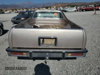 1980 Chevrolet El Camino z VIN 1W80JAD419702, wystawiony jako Copart lot #68058664 z przebiegiem 58 633 mil mil oraz Czysty tytuł • Clean title. Historia ofert i sprzedaży dostępna na DreamBid. Obrazek 6.