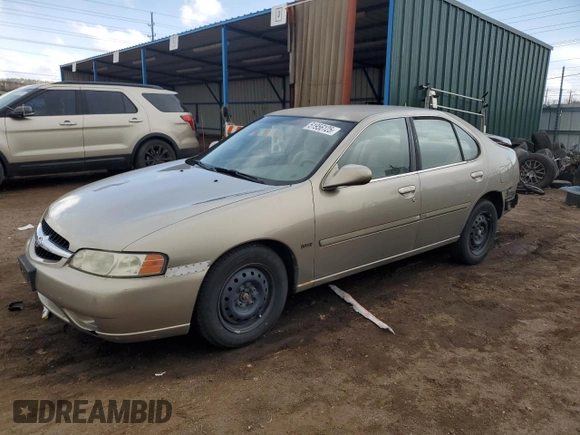 2001 Nissan Altima GXE with VIN 1N4DL01D01C210968, listed as a Copart auction lot 51956125 with 193,530 mi miles and Salvage Title. Bid and sale history available at carsss.com. Image 1.