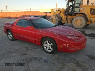 1998 Pontiac Firebird Firebird z VIN 2G2FS22K0W2201603, wystawiony jako Copart lot #79671704 z przebiegiem 309 203 mil mil oraz Czysty tytuł • Clean title. Historia ofert i sprzedaży dostępna na DreamBid. Obrazek 4.