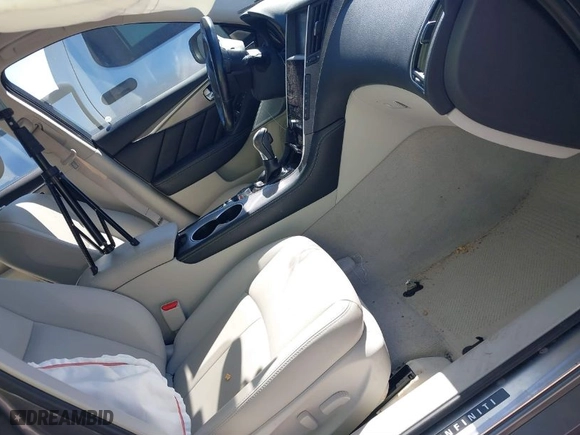 2017 Infiniti Q50 3.0t Premium with VIN JN1EV7ARXHM834958, listed as a IAAI auction lot 41730046 with 50,621 mi miles. Bid and sale history available at carsss.com. Image 5.