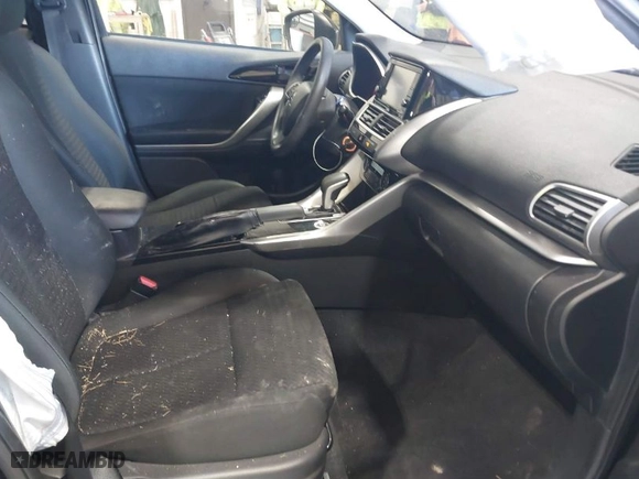2019 Mitsubishi Eclipse Cross ES with VIN JA4AT3AAXKZ032211, listed as a IAAI auction lot 41836370 with 109,305 mi miles. Bid and sale history available at carsss.com. Image 5.