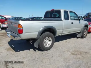 2004 Toyota Tacoma PreRunner with VIN 5TESM92N14Z361544, listed as a IAAI auction lot 42379977 with 267,663 mi miles and . Bid and sale history available at DreamBid. Image 4.