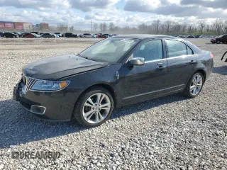 2011 Lincoln MKZ with VIN 3LNHL2GC2BR764078, listed as a Copart auction lot 52889095 with 204,653 mi miles and Salvage Title. Bid and sale history available at carsss.com. Image 1.
