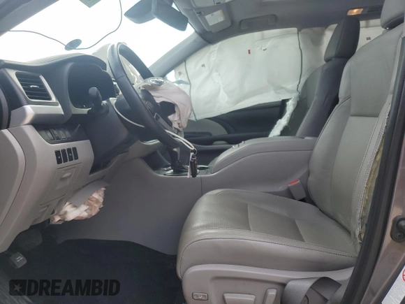 2019 Toyota Highlander Limited z VIN 5TDYZRFH0KS320526, wystawiony jako Copart lot #54825085 z przebiegiem 63 050 mil mil oraz Nie do naprawy • Non repairable. Historia ofert i sprzedaży dostępna na DreamBid. Obrazek 7.