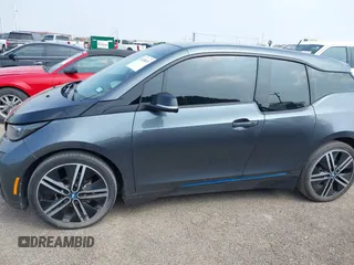 2016 BMW i3 z VIN WBY1Z4C50GV506206, wystawiony jako IAAI lot #41928411 z przebiegiem 41 148 mil mil oraz . Historia ofert i sprzedaży dostępna na DreamBid. Obrazek 14.