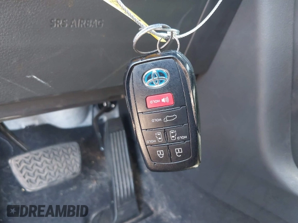 2021 Toyota Sienna XSE with VIN 5TDXRKEC6MS021909, listed as a IAAI auction lot 42432609 with 57,295 mi miles and . Bid and sale history available at DreamBid. Image 11.