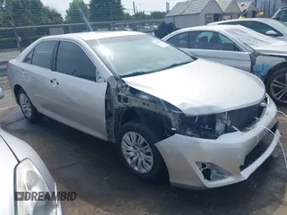 2012 Toyota Camry L z VIN 4T4BF1FK2CR191702, wystawiony jako IAAI lot #42258628 z przebiegiem 170 198 mil mil oraz . Historia ofert i sprzedaży dostępna na DreamBid. Obrazek 14.