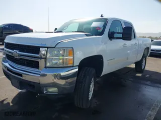 2008 Chevrolet Silverado 2500HD Work Truck with VIN 1GCHK23688F124938, listed as a IAAI auction lot 41687755 with NaN miles. Bid and sale history available at carsss.com. Image 17.