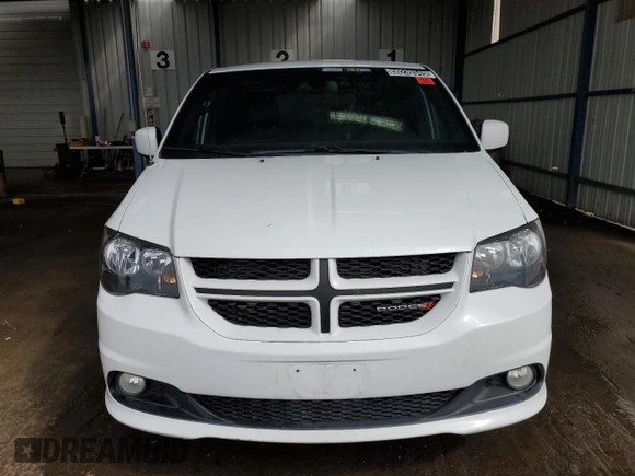 2019 Dodge Grand Caravan GT with VIN 2C4RDGEG2KR537956, listed as a Copart auction lot 50239345 with 98,138 mi miles and Clean Title. Bid and sale history available at DreamBid. Image 5.