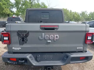 2020 Jeep Gladiator Overland with VIN 1C6HJTFG0LL169628, listed as a IAAI auction lot 42476729 with 102,874 mi miles and . Bid and sale history available at DreamBid. Image 17.