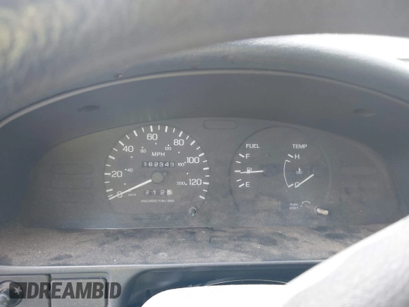 1994 Nissan Sentra with VIN 1N4EB31P0RC802479, listed as a IAAI auction lot 42568842 with 162,343 mi miles and . Bid and sale history available at DreamBid. Image 7.