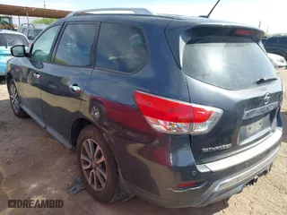 2013 Nissan Pathfinder SL with VIN 5N1AR2MMXDC643894, listed as a IAAI auction lot 41906915 with 138,744 mi miles. Bid and sale history available at carsss.com. Image 3.