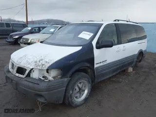 1998 Pontiac Montana with VIN 1GMDX03E8WD205146, listed as a IAAI auction lot 41829380 with 221,472 mi miles. Bid and sale history available at carsss.com. Image 2.